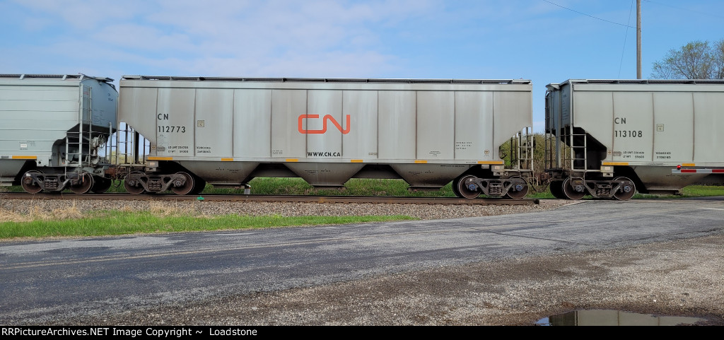 CN 112773